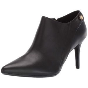 Calvin Klein Women's Gara Ankle Boot 🖤